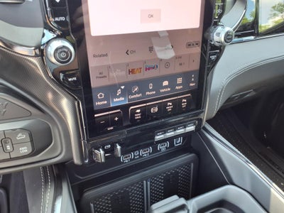 2025 RAM Ram 2500 RAM 2500 LIMITED CREW CAB 4X4 6'4' BOX