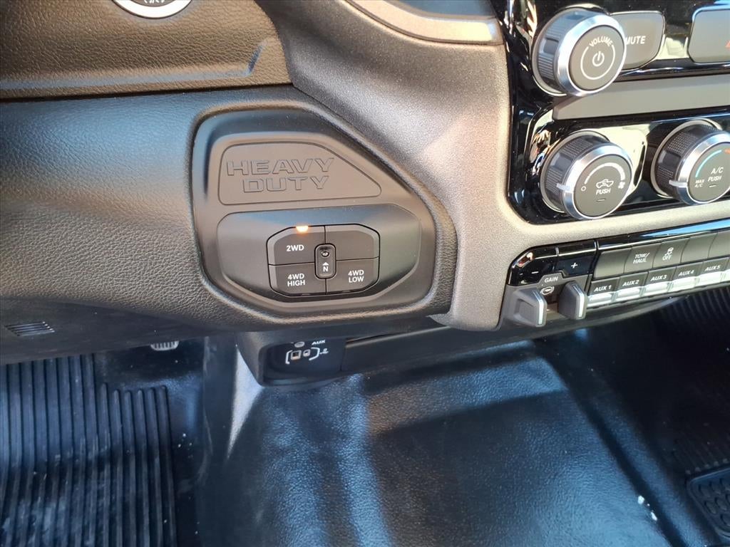 2026 RAM Ram 2500 RAM 2500 TRADESMAN CREW CAB 4X4 8' BOX