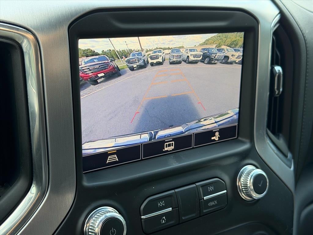 2021 GMC Sierra 1500 4WD Crew Cab Short Box SLT