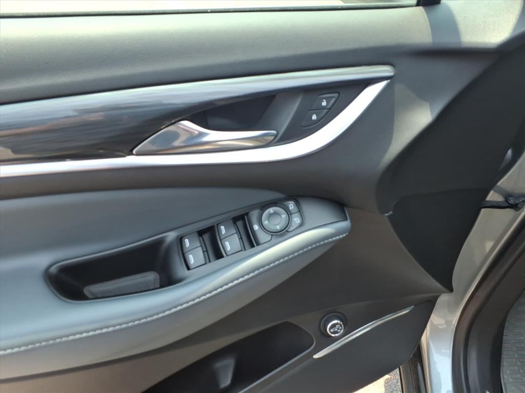 2023 Buick Enclave Essence FWD
