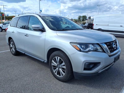 2018 Nissan Pathfinder S