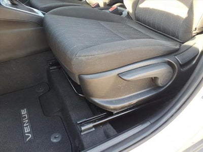 2021 Hyundai Venue SE